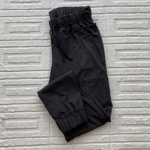 NWOT Jaanuu XS Jogger Pant Black